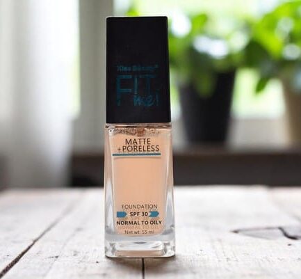 KISS BEAUTY Fit Me Foundation For Natural Finish